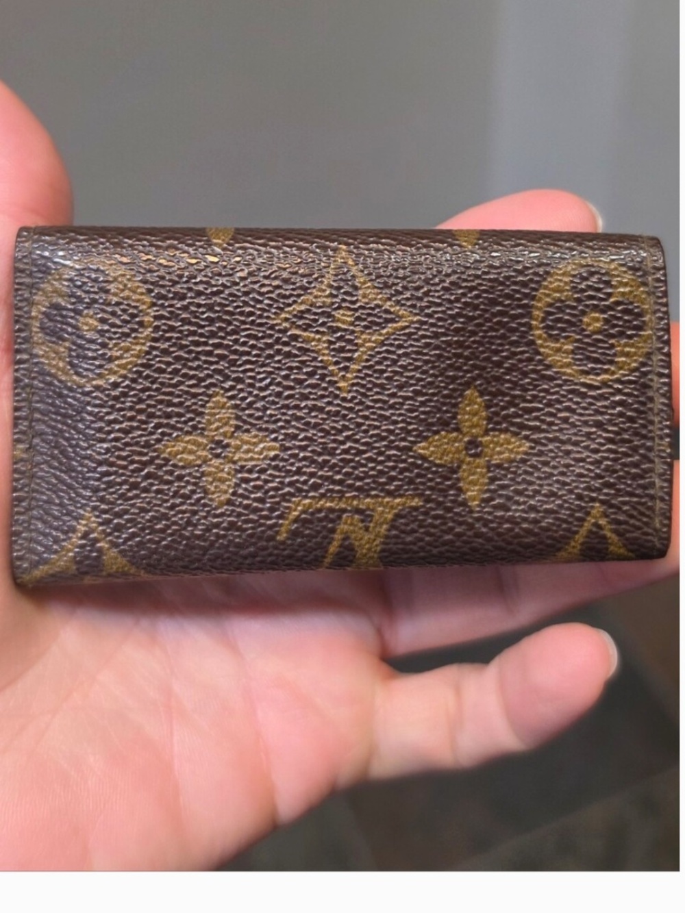 Authentic Vintage Louis Vuitton Monogram 4 Key Holder Case - Picture 2 of 9